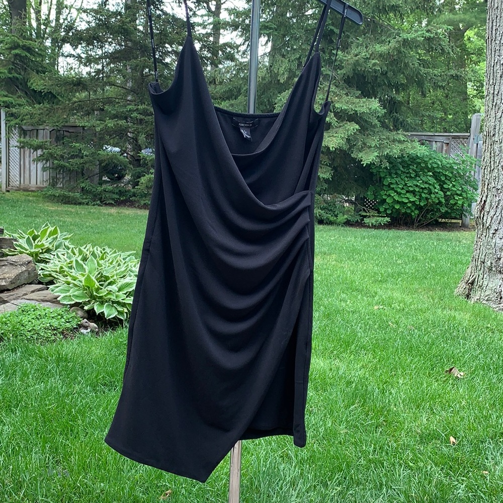 Black body con dress ruched side